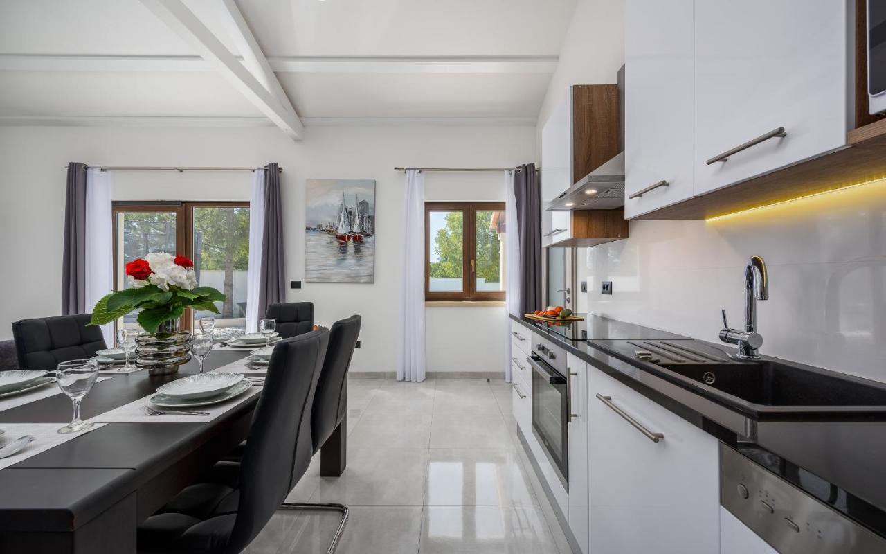 Villa Desapemani Žminj Esterno foto