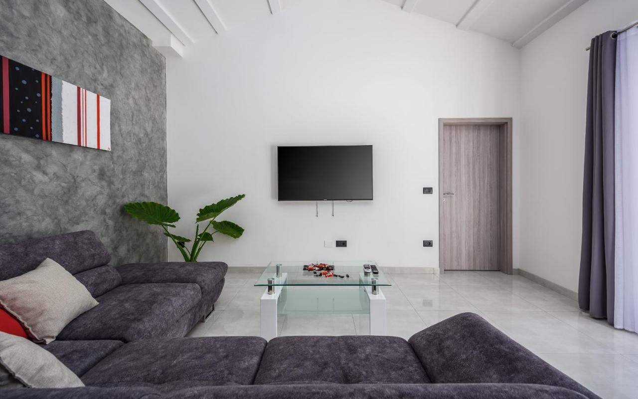 Villa Desapemani Žminj Esterno foto